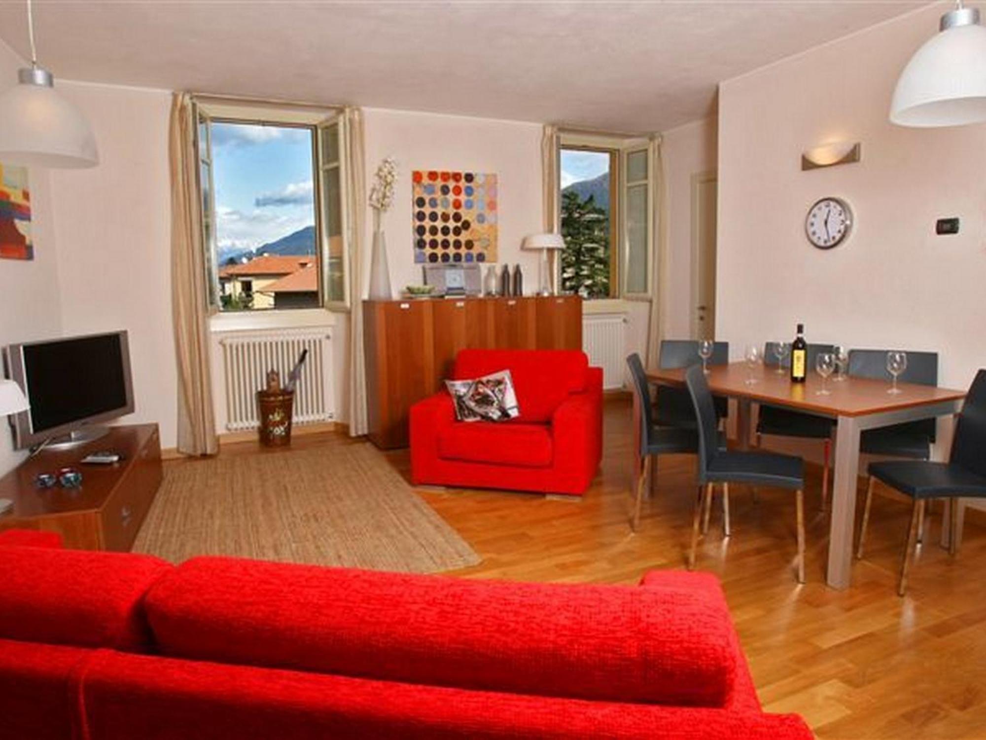 La Piazza Menaggio Apartment Ngoại thất bức ảnh